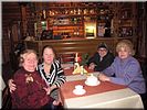 В кафе В кафе