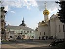 Троицкий собор (справа) Троицкий собор (справа)