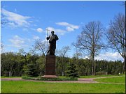 Памятник св. Андрею Первозванному Памятник св. Андрею Первозванному