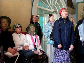 Здесь, в храме, был штрафной изолятор Здесь, в храме, был штрафной изолятор