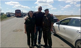 Участники акции на границе Участники акции на границе