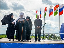 Молебном открылись памятные мероприятия, посвящённые Великому стоянию на Угре, 01.07.2017 Молебном открылись памятные мероприятия, посвящённые Великому стоянию на Угре, 01.07.2017