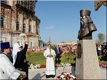 Празднование 200-летия архимандрита Антонина (Капустина) с участием Святейшего Патриарха началось в курганском селе, 25.08.2017 Празднование 200-летия архимандрита Антонина (Капустина) с участием Святейшего Патриарха началось в курганском селе, 25.08.2017