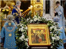 В праздник Сретения Господня Святейший Патриарх Кирилл совершил Литургию в Храме Христа Спасителя, 15.02.2018 В праздник Сретения Господня Святейший Патриарх Кирилл совершил Литургию в Храме Христа Спасителя, 15.02.2018