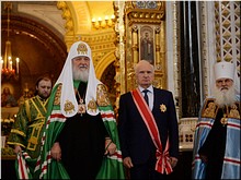 В праздник Входа Господня в Иерусалим Предстоятель Русской Церкви совершил Божественную Литургию в Храме Христа Спасителя и наградил ряд священников, А.И. Осипова, Н.Н. Дроздова и И.Р. Резника, 01.04 В праздник Входа Господня в Иерусалим Предстоятель Русской Церкви совершил Божественную Литургию в Храме Христа Спасителя и наградил ряд священников, А.И. Осипова, Н.Н. Дроздова и И.Р. Резника, 01.04