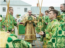 Юбилейные богослужения в рамках празднования 625-летия Коневского монастыря, на которые прибыли около 1200 паломников, продолжаются, июнь 2018 г. Юбилейные богослужения в рамках празднования 625-летия Коневского монастыря, на которые прибыли около 1200 паломников, продолжаются, июнь 2018 г.