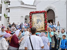Тысячи православных приняли участие в торжествах в честь самой почитаемой святыни и покровительницы Уральского края, 28.06.2019 Тысячи православных приняли участие в торжествах в честь самой почитаемой святыни и покровительницы Уральского края, 28.06.2019