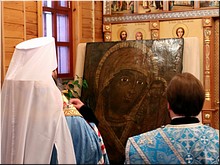 В Чимеевский монастырь вернулась обновлённая икона Божией Матери, 31.10.2019 В Чимеевский монастырь вернулась обновлённая икона Божией Матери, 31.10.2019
