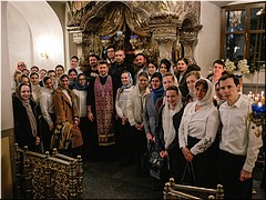 Православная молодёжь Москвы приняла участие в молебне у мощей блаженной Матроны Московской, 24.03.2022 Православная молодёжь Москвы приняла участие в молебне у мощей блаженной Матроны Московской, 24.03.2022