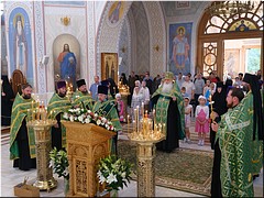 В Покровском Хотькове монастыре молитвенно отметили 30-летие возрождения монашеской жизни, 01.08.2022 В Покровском Хотькове монастыре молитвенно отметили 30-летие возрождения монашеской жизни, 01.08.2022