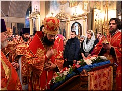 Митрополит Антоний возглавил престольный праздник в храме Воскресения Словущего в Даниловской Слободе, 26.09.2022 Митрополит Антоний возглавил престольный праздник в храме Воскресения Словущего в Даниловской Слободе, 26.09.2022