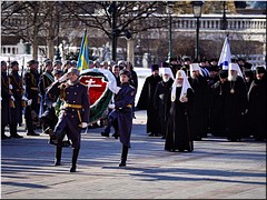 В День защитника Отечества Святейший Патриарх Кирилл возложил венок к могиле Неизвестного солдата у Кремлёвской стены, 23.02.2023 В День защитника Отечества Святейший Патриарх Кирилл возложил венок к могиле Неизвестного солдата у Кремлёвской стены, 23.02.2023